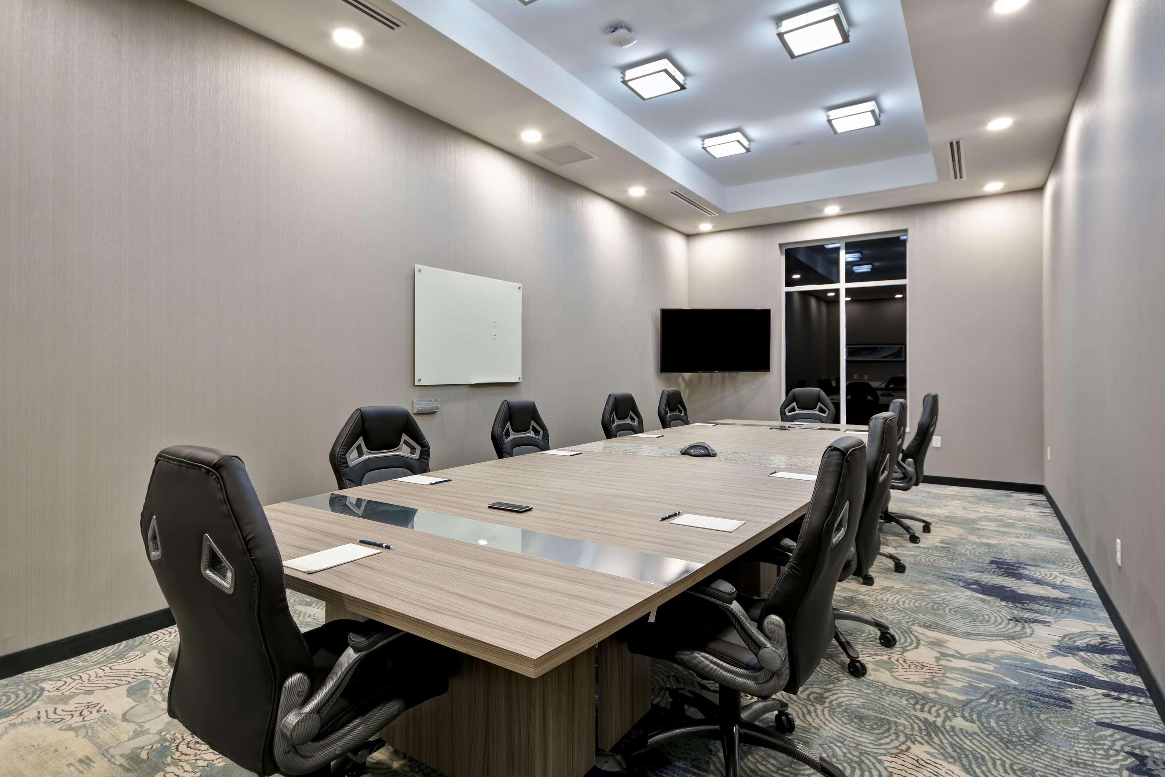 Homewood Suites By Hilton Conroe Εξωτερικό φωτογραφία