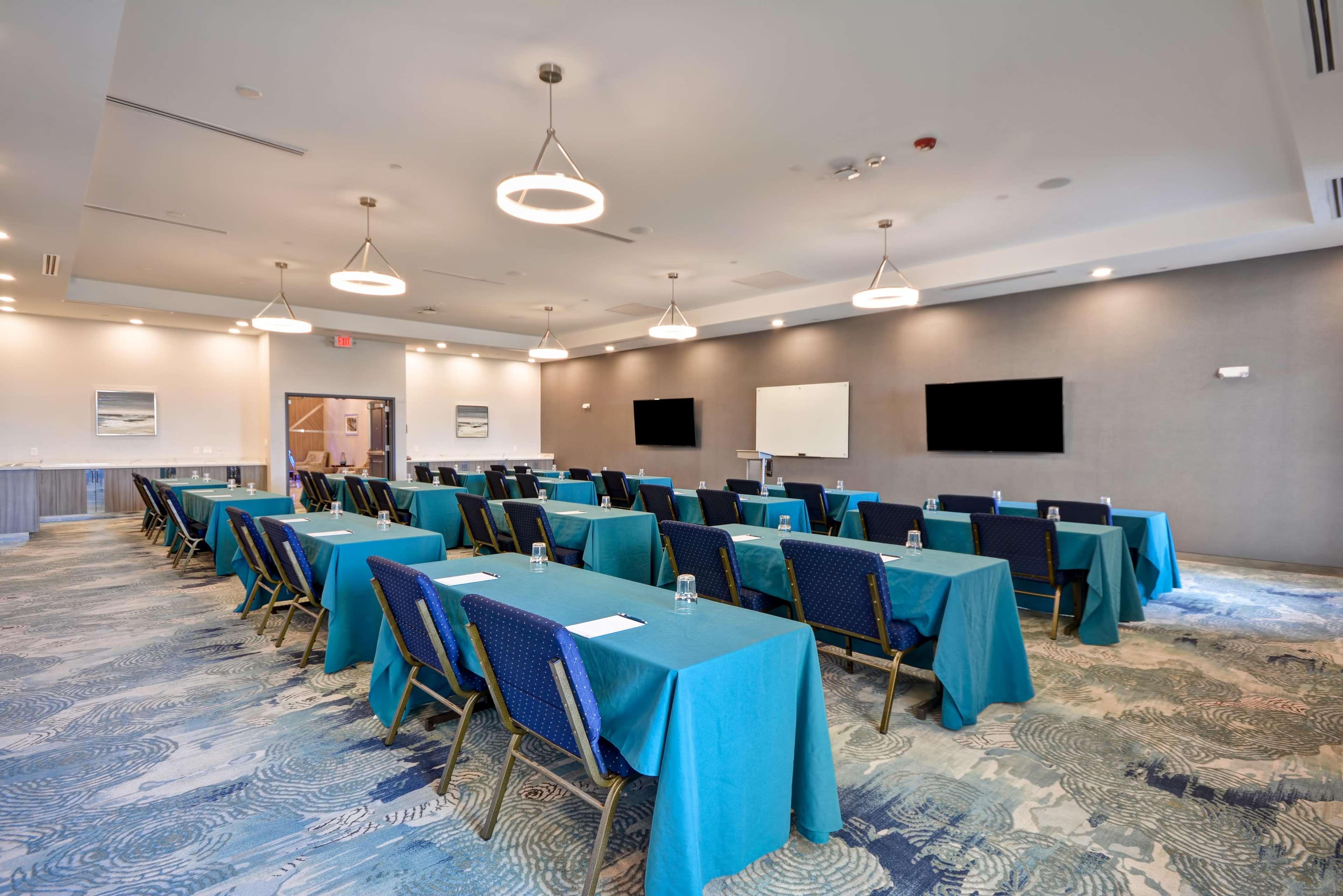 Homewood Suites By Hilton Conroe Εξωτερικό φωτογραφία