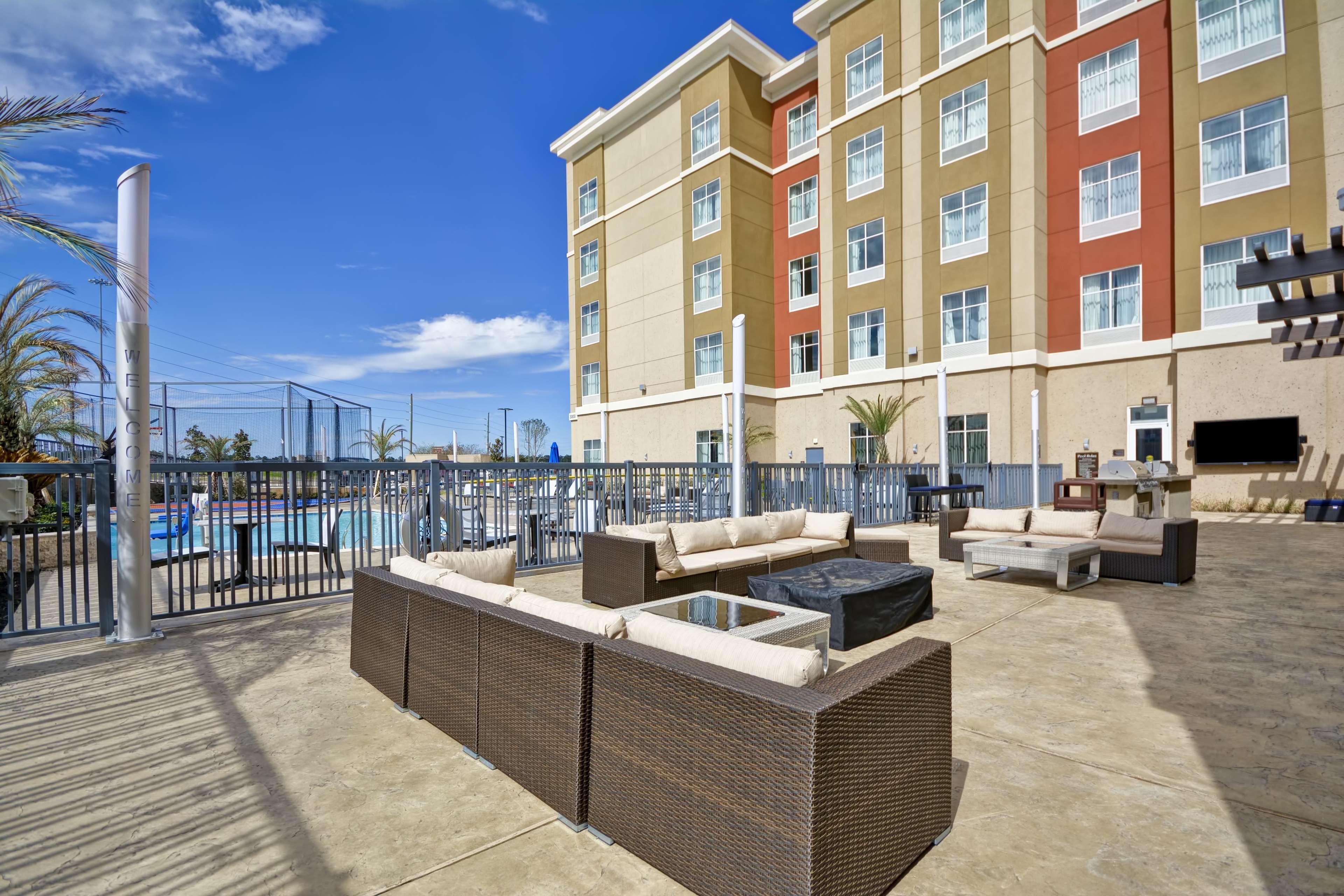 Homewood Suites By Hilton Conroe Εξωτερικό φωτογραφία
