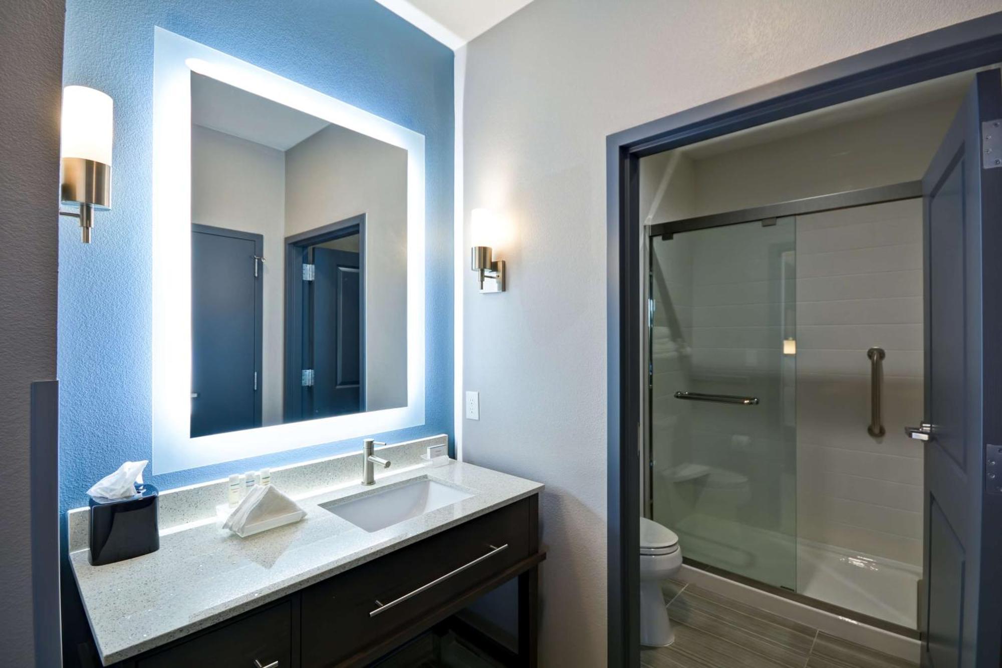 Homewood Suites By Hilton Conroe Εξωτερικό φωτογραφία